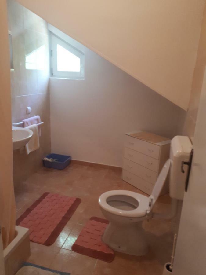Apartmani Ivana Lopar Ngoại thất bức ảnh