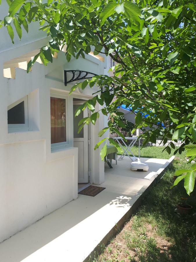 Apartmani Ivana Lopar Ngoại thất bức ảnh
