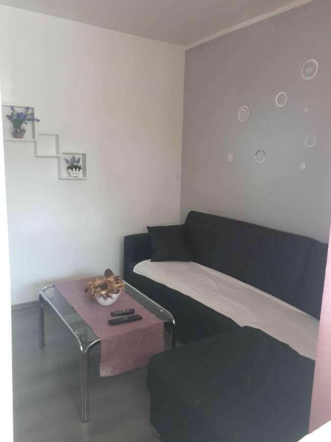 Apartmani Ivana Lopar Ngoại thất bức ảnh